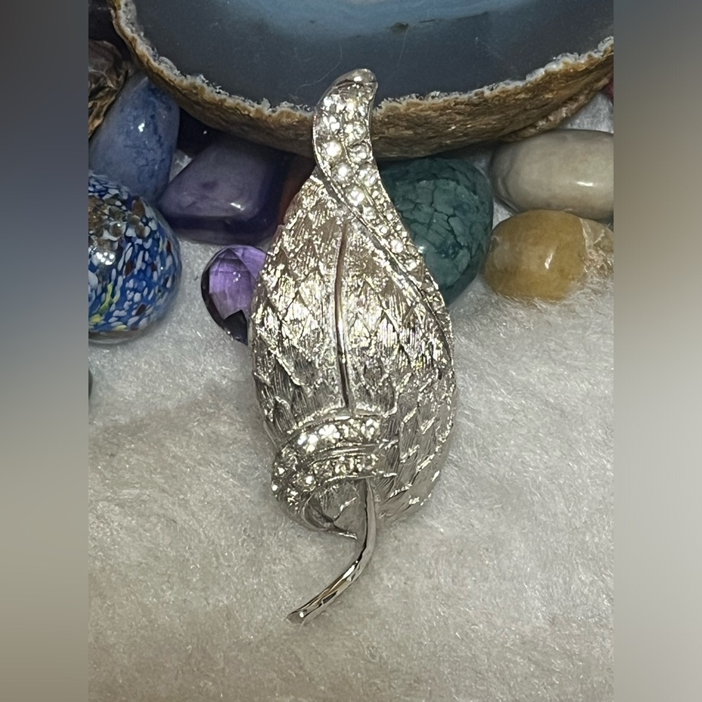 Vintage Rhinestone Leaf Brooch
